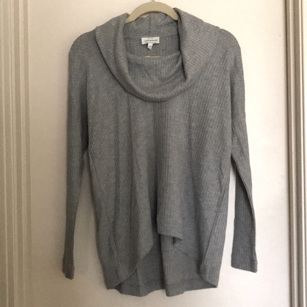 Grey sweater